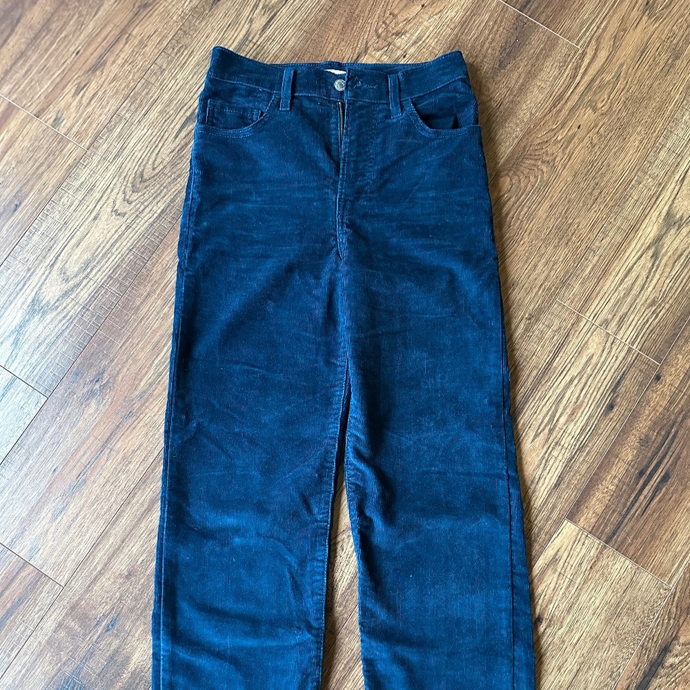 Levi's Ribcage Straight Ankle Corduroy 25 NWOT
